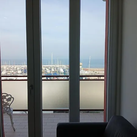 Cv020 - Cervia, Trilocale Con Meravigliosa Vista Mare Apartamento